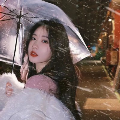 安魂曲封面